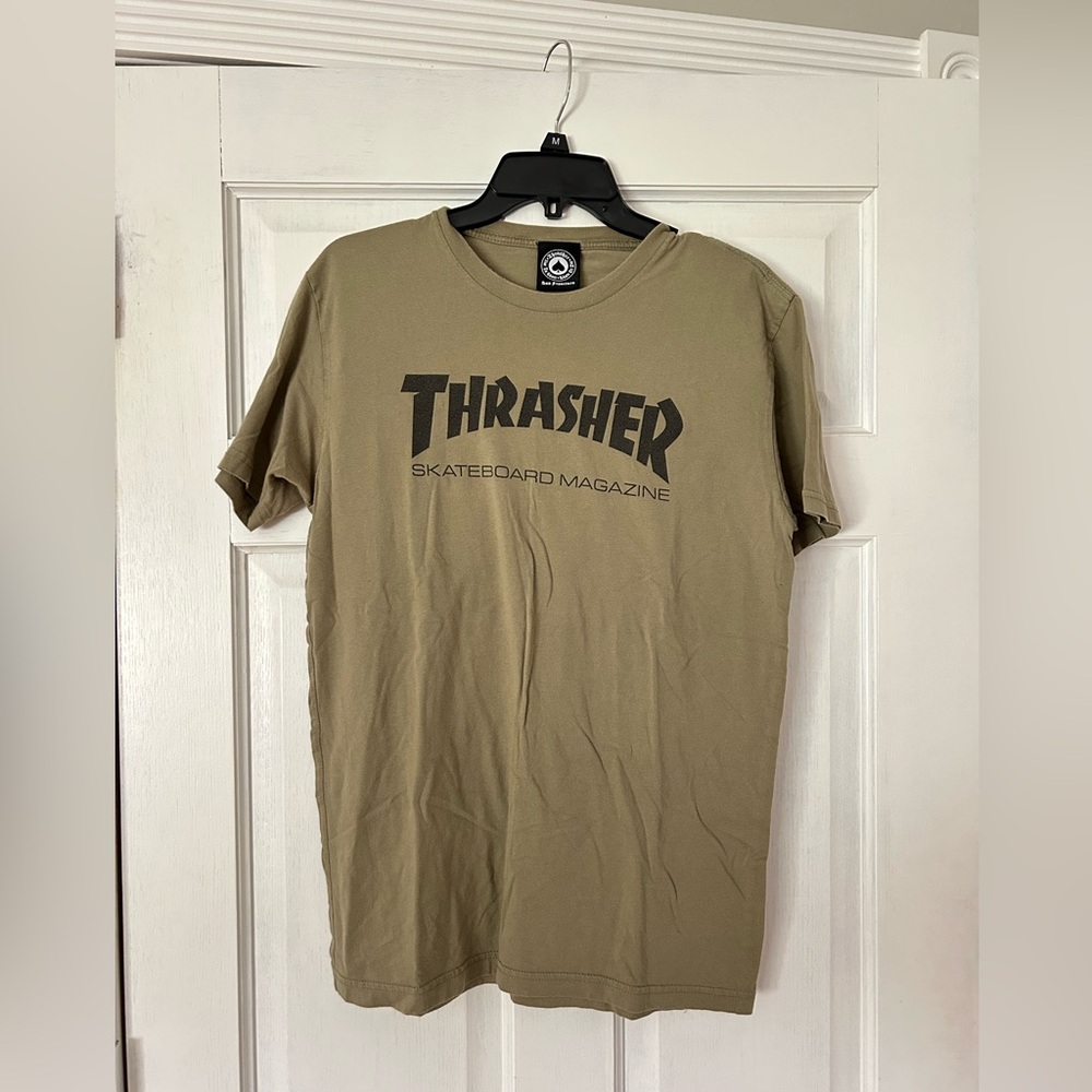 Army green Thrasher T-shirt